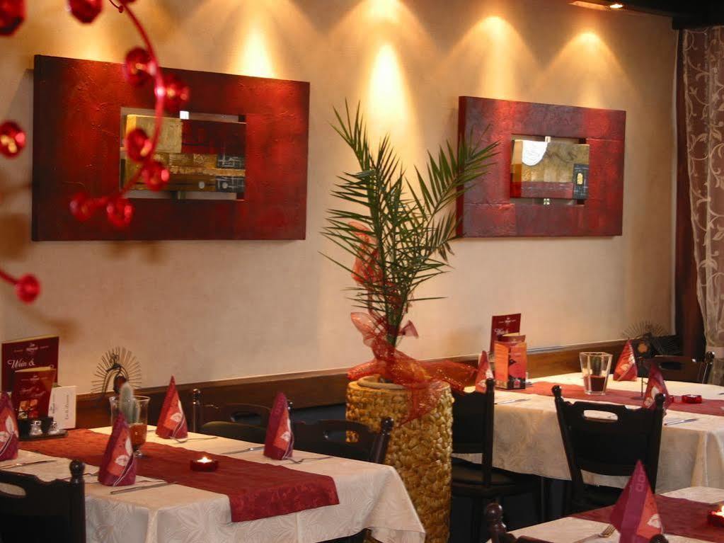 Restaurant Landgasthof Zum Wiesengrund Newel Экстерьер фото